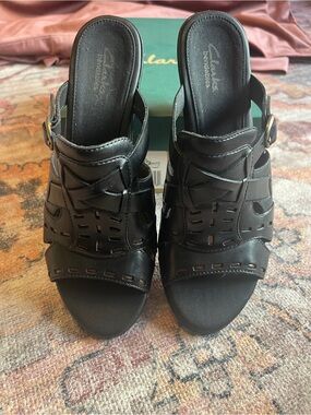 Clarks Bendables Bermuda Blue Black Leather Wedge Slide Sandals Women’s 8.5 NIB